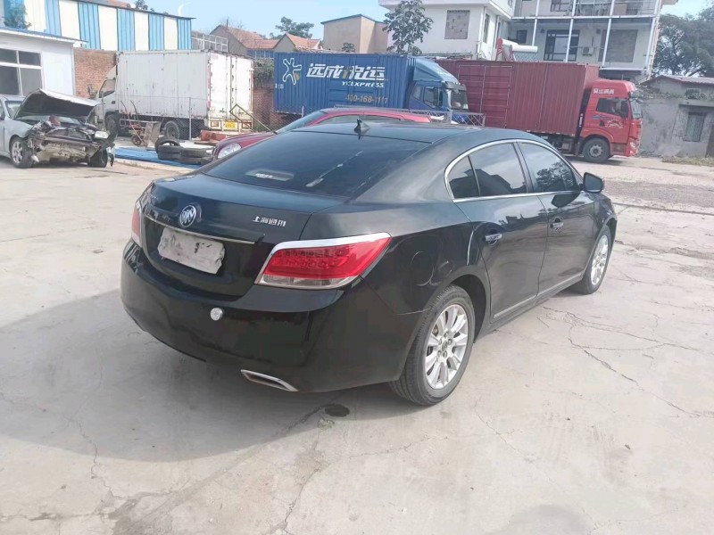 青岛13年别克君越7