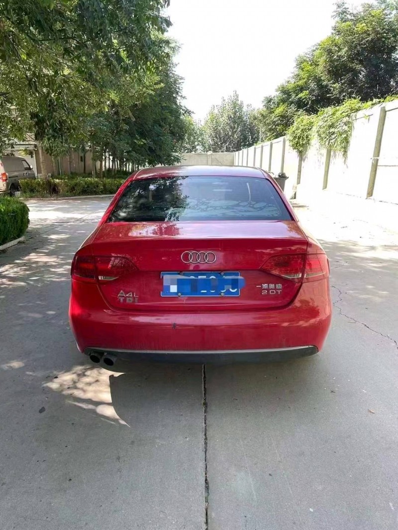 蘇州11年奧迪A4L7