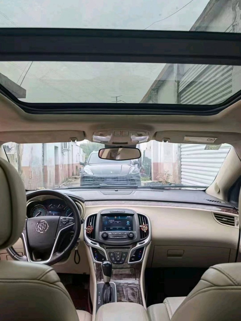 徐州14年别克君越3