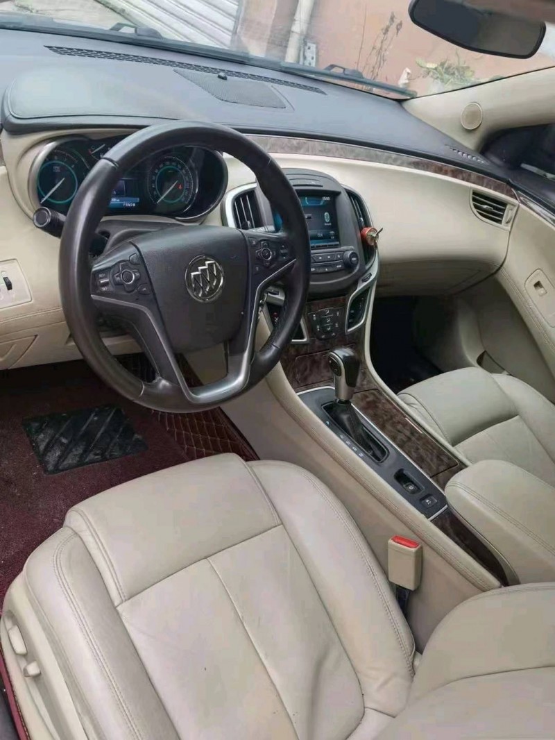 徐州14年别克君越2