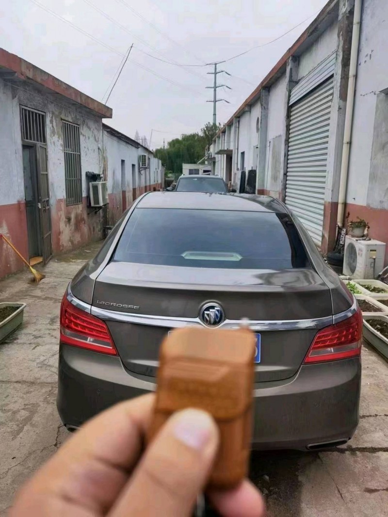 徐州14年别克君越1