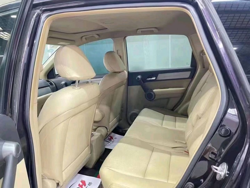 济宁11年本田CRV6