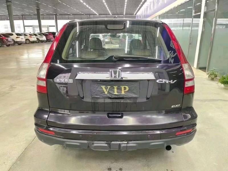 济宁11年本田CRV1