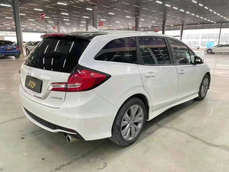 济宁17年本田杰德8