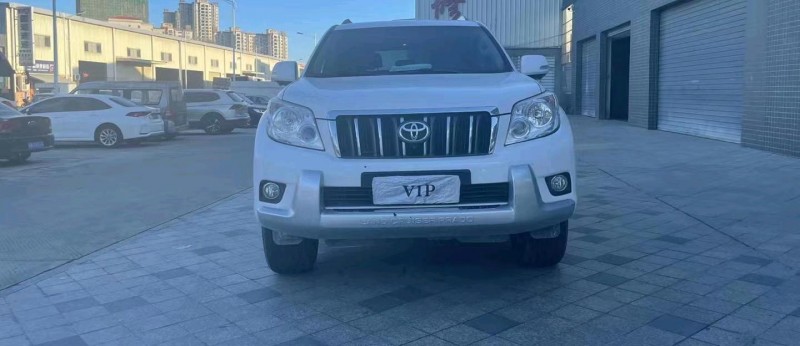 东莞11年丰田普拉多1