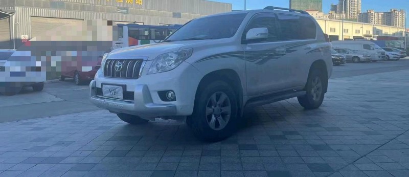 东莞11年丰田普拉多2