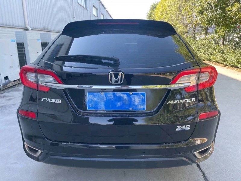 济南17年本田冠道1