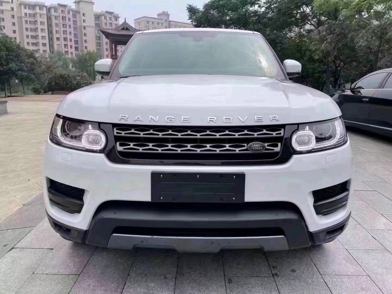 济宁17年路虎揽胜运动9