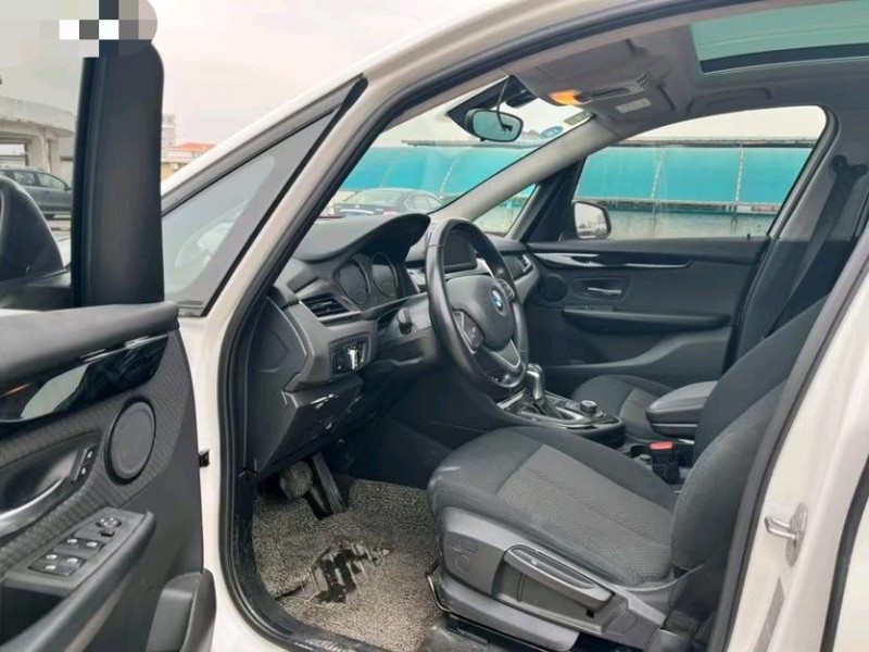 东莞19年宝马2系4