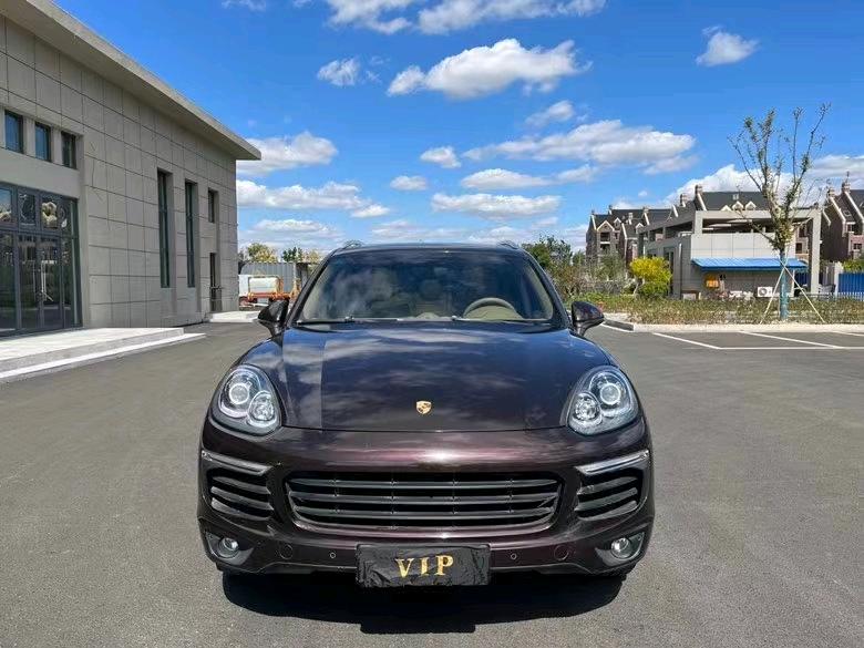 盐城16年保时捷卡宴8