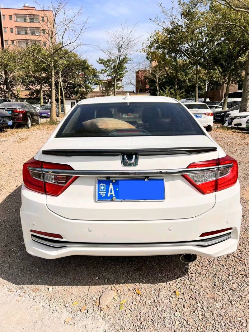 广州17年本田凌派5