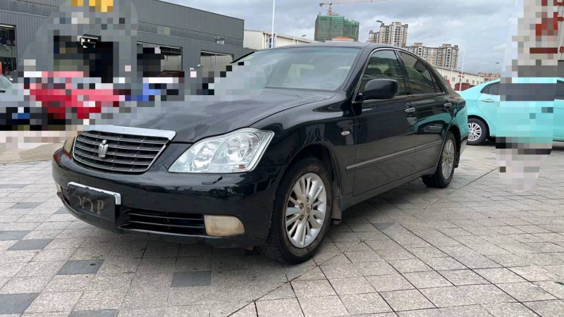 东莞06年丰田皇冠2