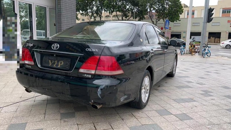 东莞06年丰田皇冠8