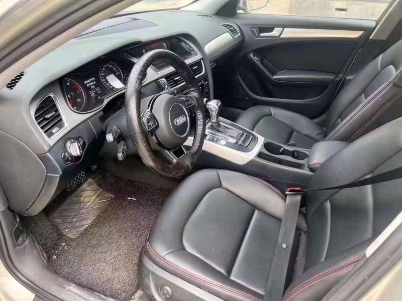 济宁16年奥迪A4L7