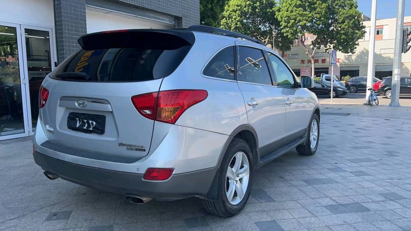 东莞09年现代维拉克斯7