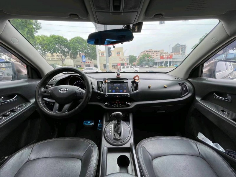 东莞12年起亚智跑4