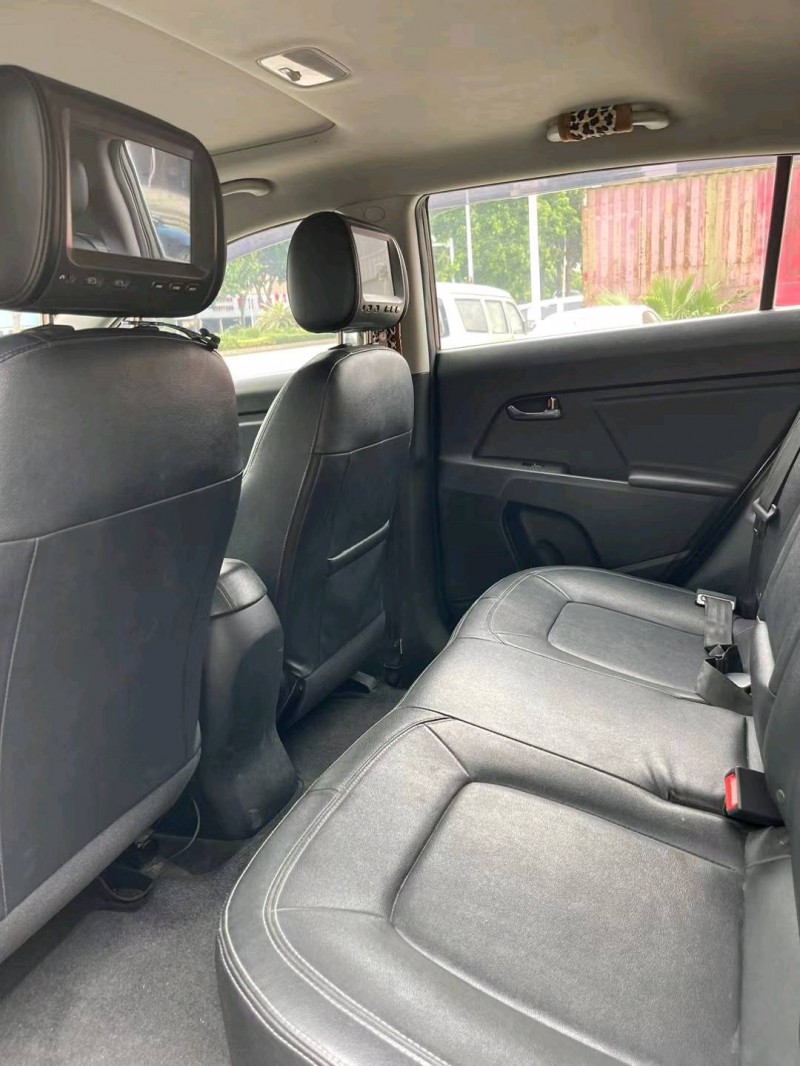 东莞12年起亚智跑5