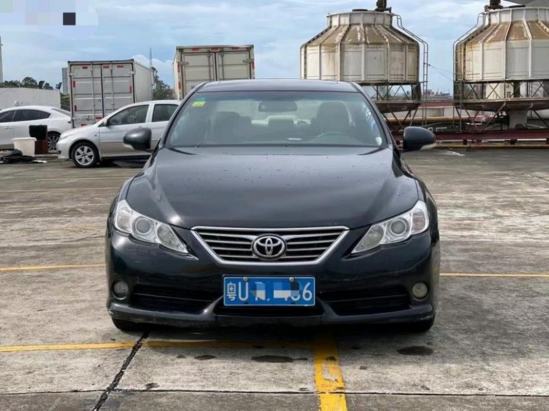 东莞11年丰田锐志1