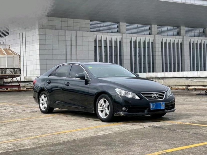 东莞11年丰田锐志2