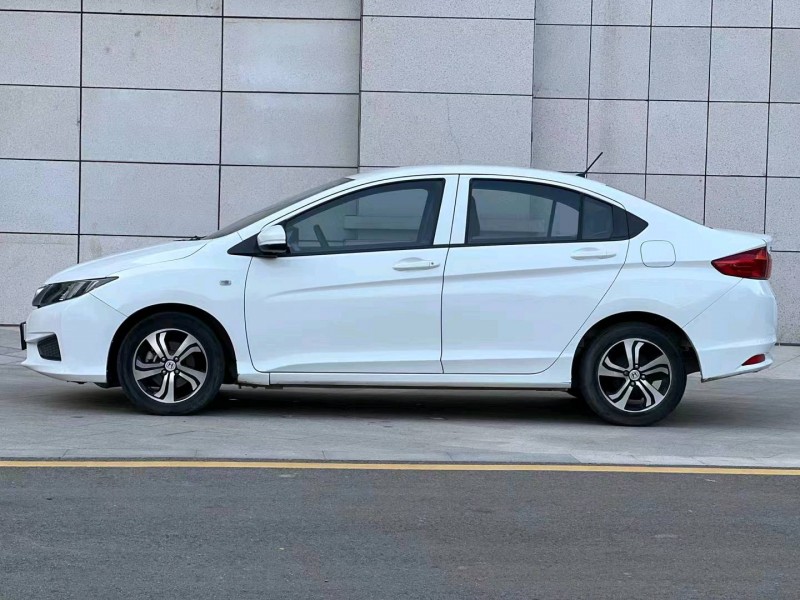 枣庄17年本田锋范3