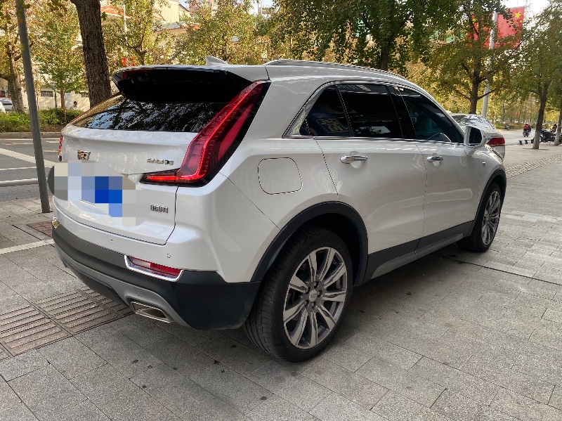 重庆18年凯迪拉克XT42