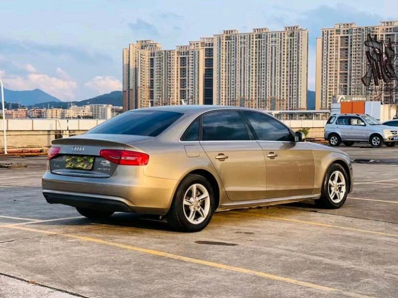 东莞13年奥迪A4L7
