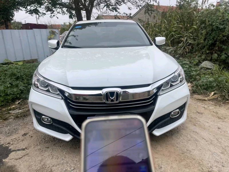 邯郸17年本田雅阁7