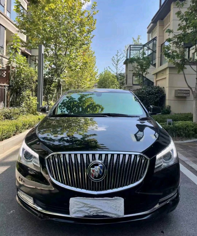 青岛14年别克君越1