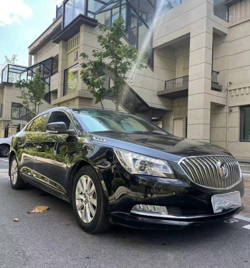 青岛14年别克君越5