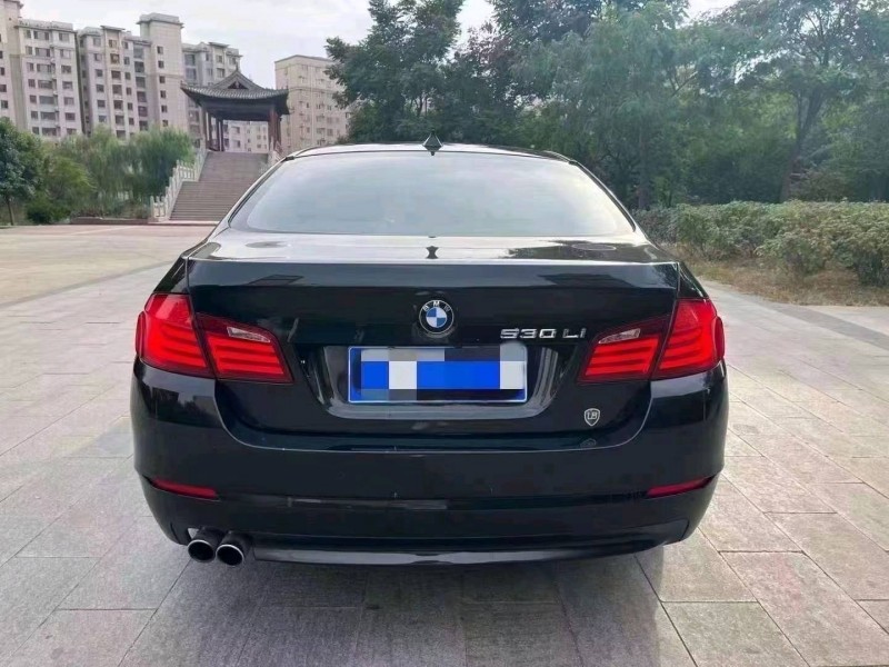 济宁13年宝马5系4