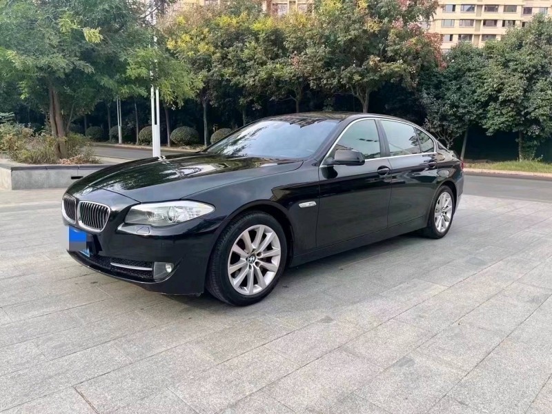 济宁13年宝马5系3