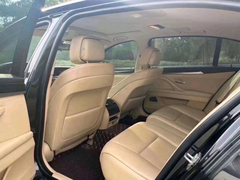 济宁13年宝马5系8