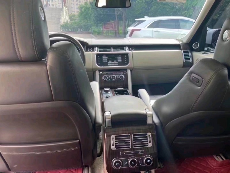 济宁16年路虎揽胜行政8