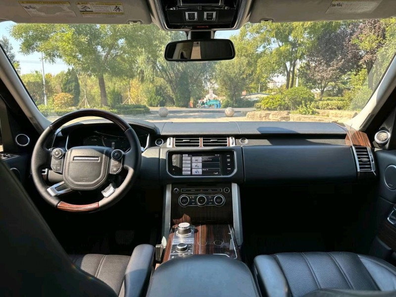 青岛14年路虎揽胜行政6