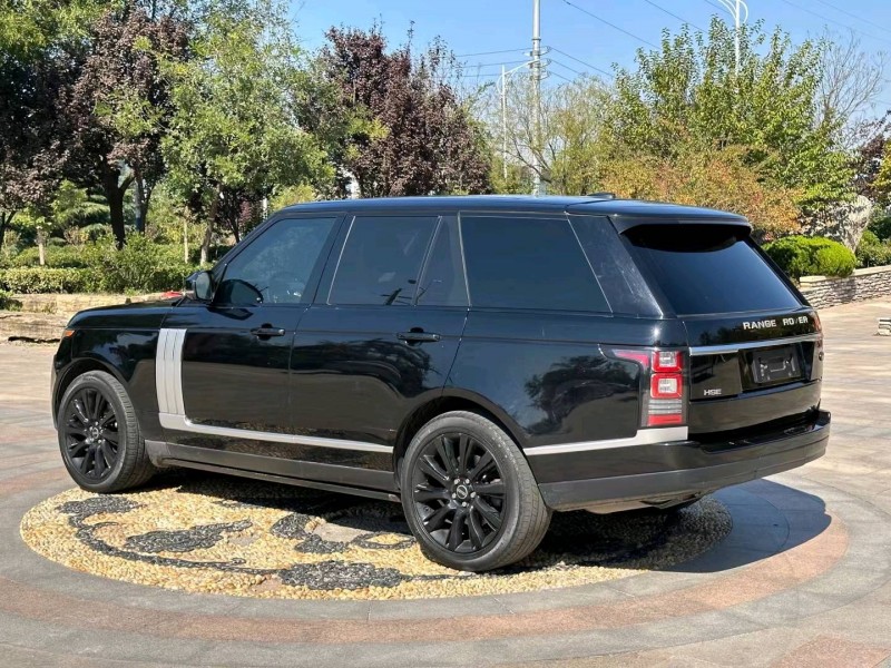 青岛14年路虎揽胜行政3