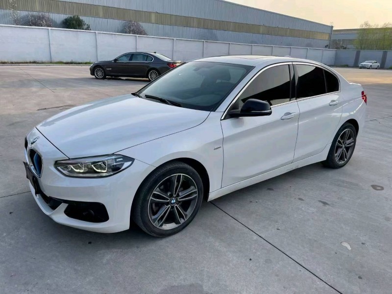 徐州18年宝马1系8