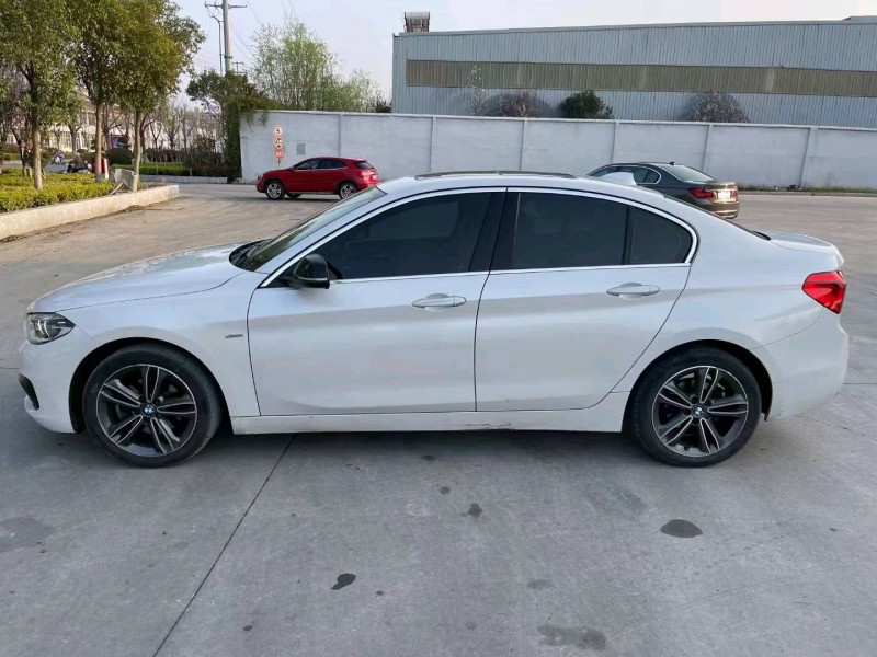 徐州18年宝马1系2