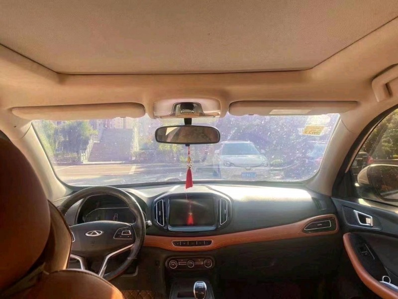 济宁17年奇瑞瑞虎76