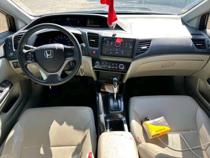 广州14年本田思域4