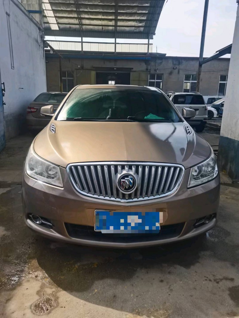 保定13年别克君越1