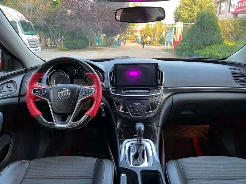 青岛15年别克君威5