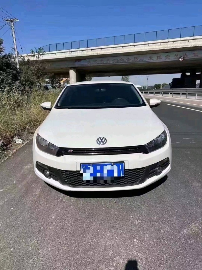 济宁13年大众尚酷6