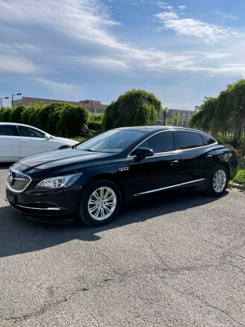 沈阳17年别克君越2