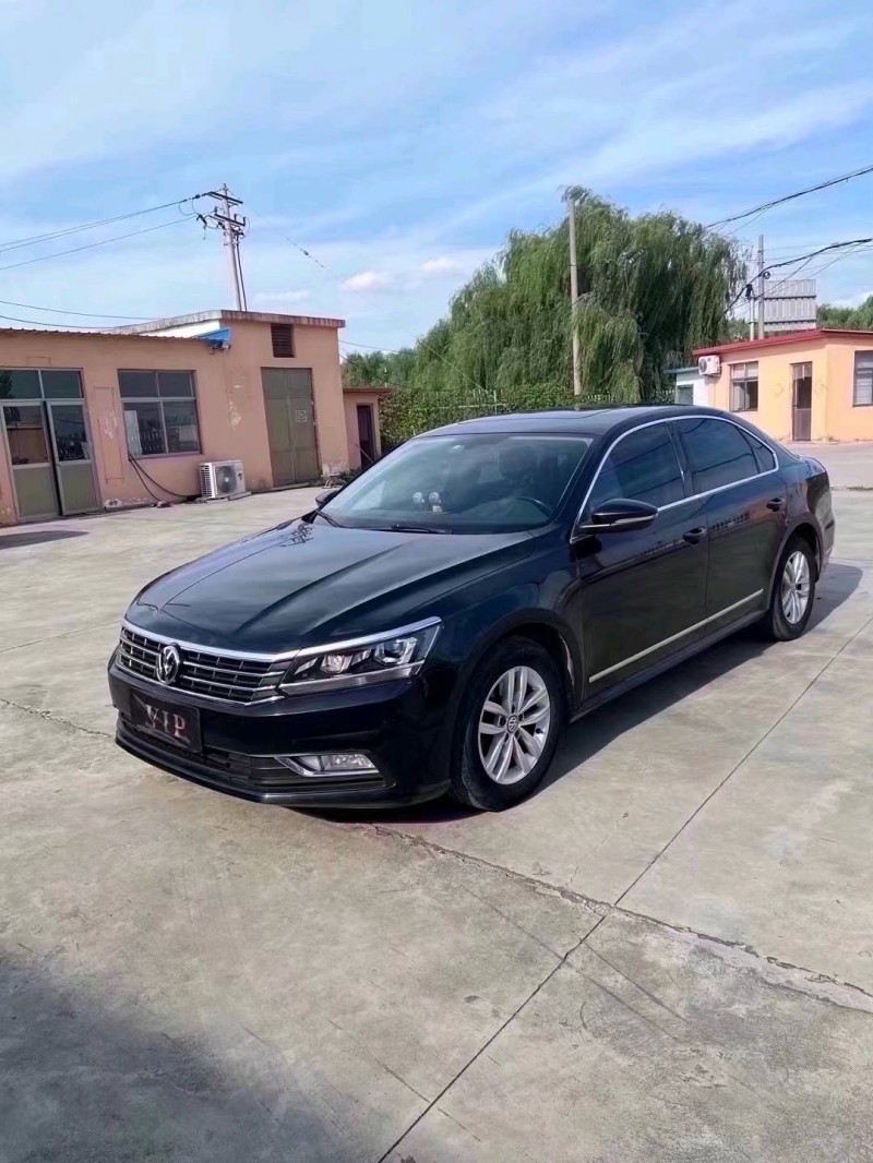 济宁17年大众帕萨特8