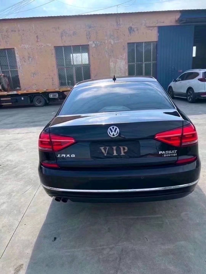 济宁17年大众帕萨特6