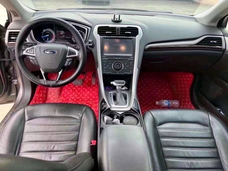 济宁14年福特蒙迪欧8