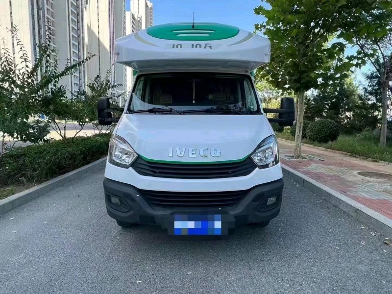 邢台19年依维柯房车1