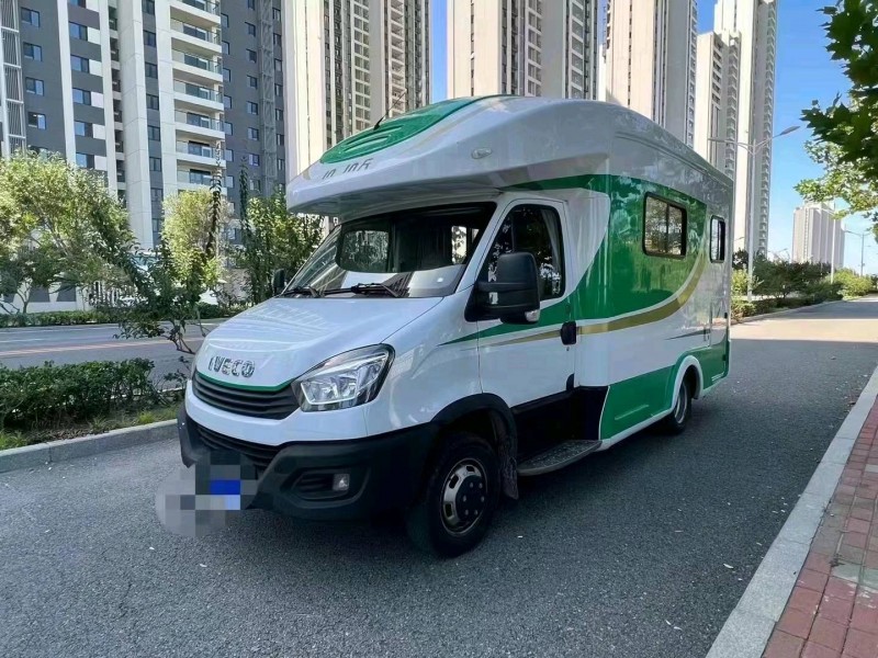 邢台19年依维柯房车2