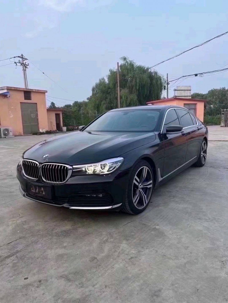 济宁16年宝马7系3