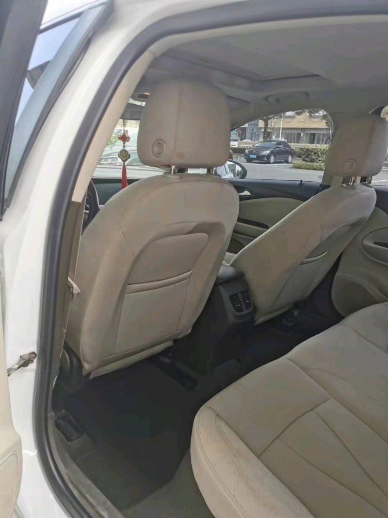 徐州16年别克威朗4